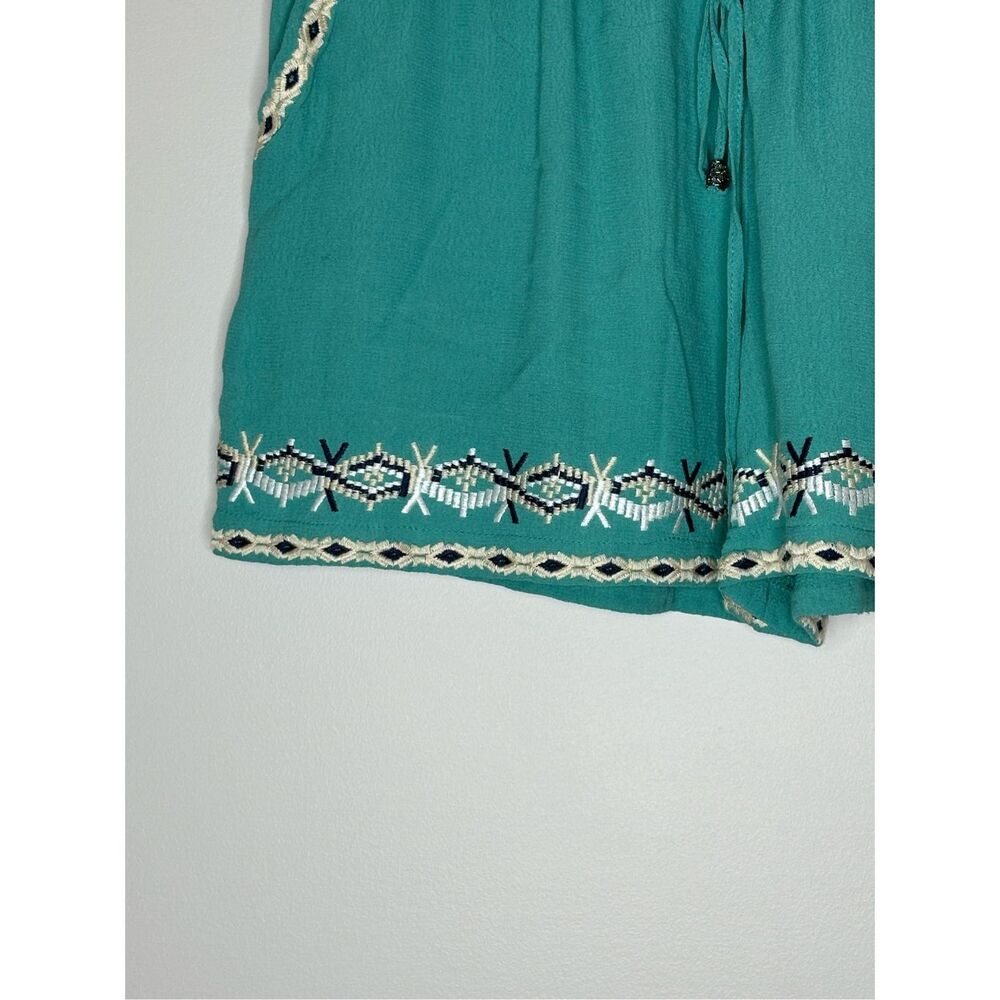 Hei Hei Anthropologie Isle Embroidered Green Shorts Size Small - Picture 2 of 7